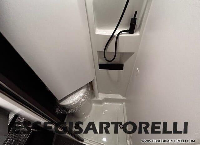 ADRIA TWIN 60° SELECTION 640 SGX PTR AUTOMATICO SILVER 2025 (POP TOP ROOF) POPUOP pieno