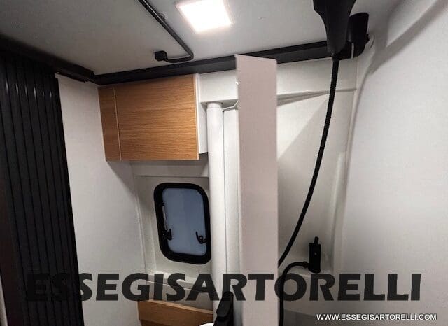 ADRIA TWIN 60° SELECTION 640 SGX PTR AUTOMATICO SILVER 2025 (POP TOP ROOF) POPUOP pieno