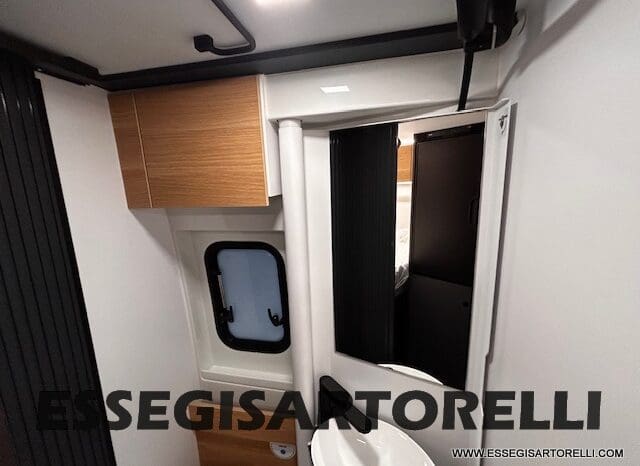 ADRIA TWIN 60° SELECTION 640 SGX PTR AUTOMATICO SILVER 2025 (POP TOP ROOF) POPUOP pieno