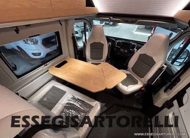 ADRIA TWIN 60° SELECTION 640 SGX PTR AUTOMATICO SILVER 2025 (POP TOP ROOF) POPUOP pieno