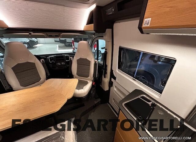 ADRIA TWIN 60° SELECTION 640 SGX PTR AUTOMATICO SILVER 2025 (POP TOP ROOF) POPUOP pieno