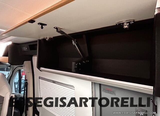 ADRIA TWIN 60° SELECTION 640 SGX PTR AUTOMATICO SILVER 2025 (POP TOP ROOF) POPUOP pieno
