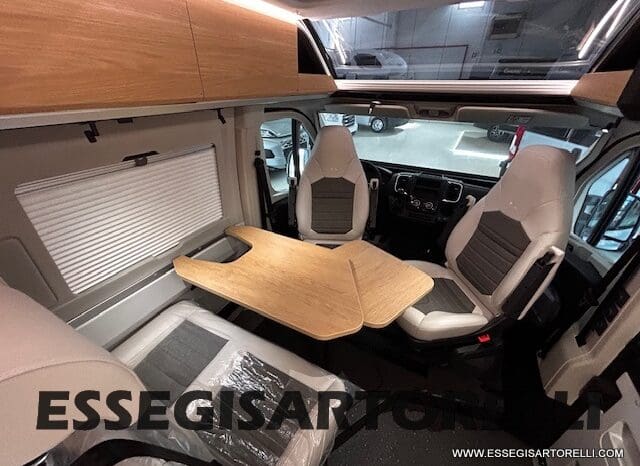 ADRIA TWIN 60° SELECTION 640 SGX PTR AUTOMATICO SILVER 2025 (POP TOP ROOF) POPUOP pieno