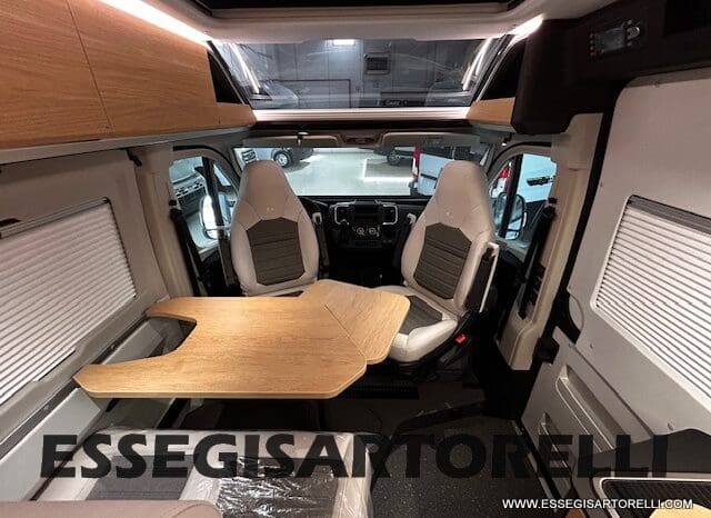 ADRIA TWIN 60° SELECTION 640 SGX PTR AUTOMATICO SILVER 2025 (POP TOP ROOF) POPUOP pieno