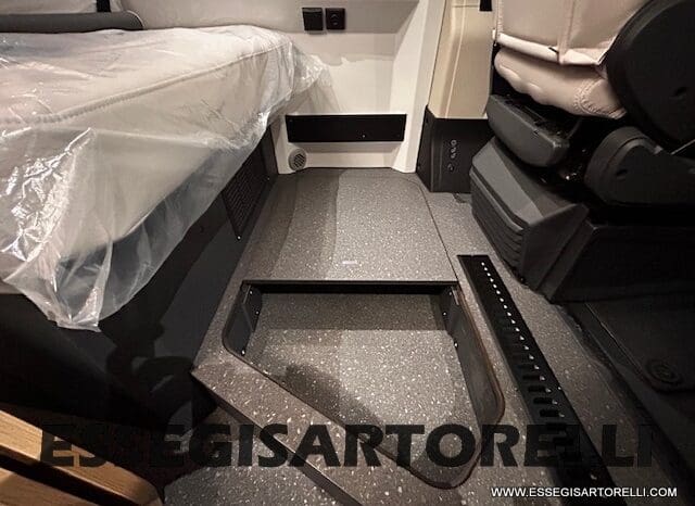 ADRIA TWIN 60° SELECTION 640 SGX PTR AUTOMATICO SILVER 2025 (POP TOP ROOF) POPUOP pieno
