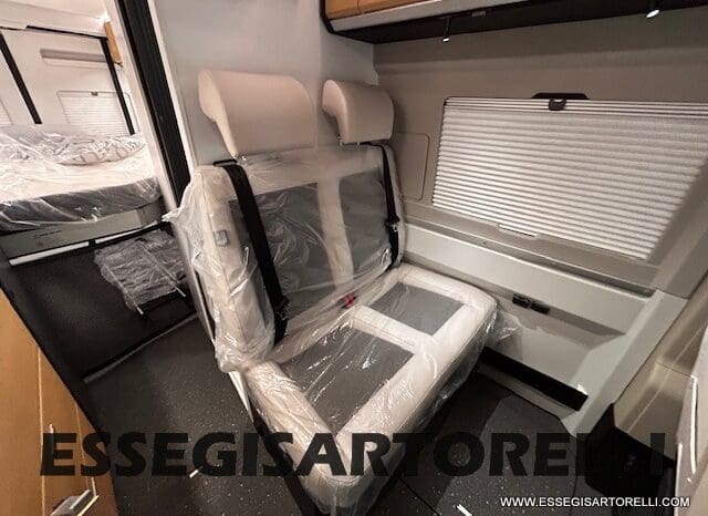 ADRIA TWIN 60° SELECTION 640 SGX PTR AUTOMATICO SILVER 2025 (POP TOP ROOF) POPUOP pieno