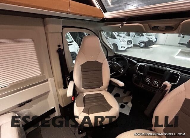 ADRIA TWIN 60° SELECTION 640 SGX PTR AUTOMATICO SILVER 2025 (POP TOP ROOF) POPUOP pieno