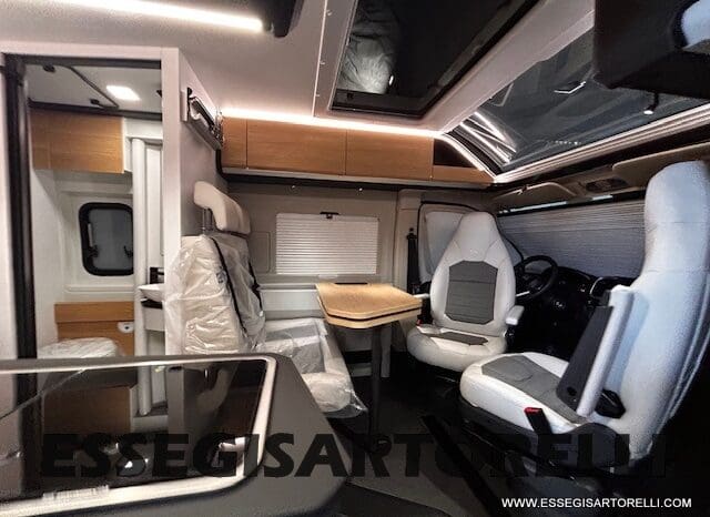 ADRIA TWIN 60° SELECTION 640 SGX PTR AUTOMATICO SILVER 2025 (POP TOP ROOF) POPUOP pieno