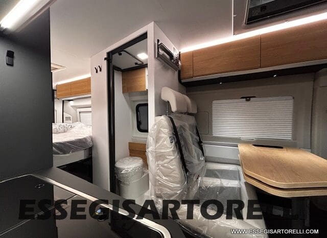 ADRIA TWIN 60° SELECTION 640 SGX PTR AUTOMATICO SILVER 2025 (POP TOP ROOF) POPUOP pieno