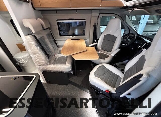 ADRIA TWIN 60° SELECTION 640 SGX PTR AUTOMATICO SILVER 2025 (POP TOP ROOF) POPUOP pieno