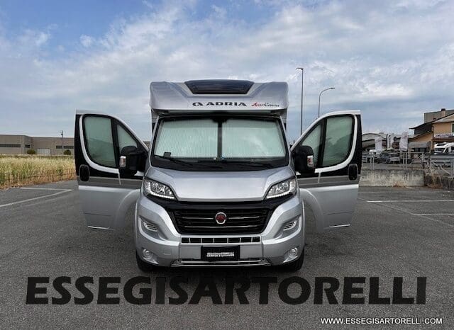 ADRIA MATRIX 50° SILVER COLLECTION M 670 SL GEMELLI GARAGE E BASCULANTE 2016 UNIPRO. 150 POWER GANCIO TRAINO pieno