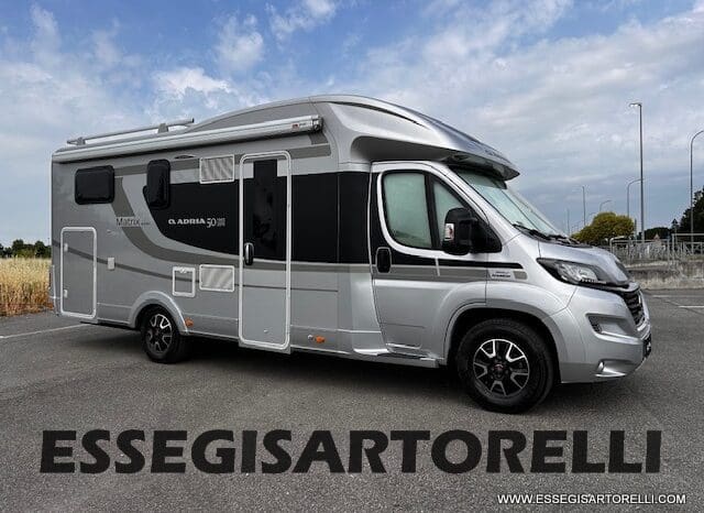 ADRIA MATRIX 50° SILVER COLLECTION M 670 SL GEMELLI GARAGE E BASCULANTE 2016 UNIPRO. 150 POWER GANCIO TRAINO pieno