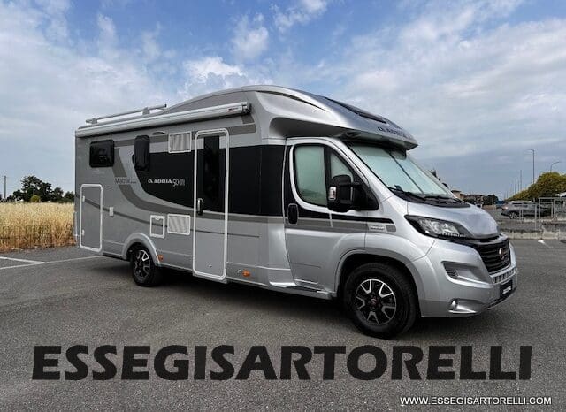 ADRIA MATRIX 50° SILVER COLLECTION M 670 SL GEMELLI GARAGE E BASCULANTE 2016 UNIPRO. 150 POWER GANCIO TRAINO pieno