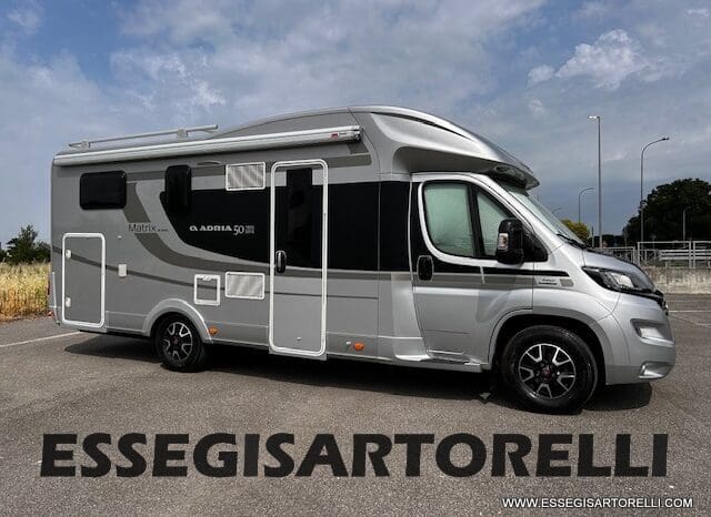 ADRIA MATRIX 50° SILVER COLLECTION M 670 SL GEMELLI GARAGE E BASCULANTE 2016 UNIPRO. 150 POWER GANCIO TRAINO pieno