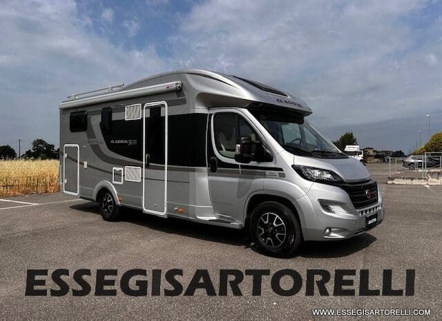 ADRIA MATRIX 50° SILVER COLLECTION M 670 SL GEMELLI GARAGE E BASCULANTE 2016 UNIPRO. 150 POWER GANCIO TRAINO pieno
