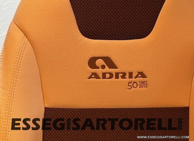 ADRIA MATRIX 50° SILVER COLLECTION M 670 SL GEMELLI GARAGE E BASCULANTE 2016 UNIPRO. 150 POWER GANCIO TRAINO pieno