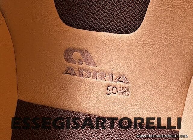 ADRIA MATRIX 50° SILVER COLLECTION M 670 SL GEMELLI GARAGE E BASCULANTE 2016 UNIPRO. 150 POWER GANCIO TRAINO pieno