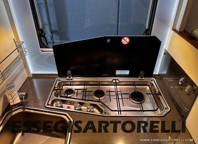 ADRIA MATRIX 50° SILVER COLLECTION M 670 SL GEMELLI GARAGE E BASCULANTE 2016 UNIPRO. 150 POWER GANCIO TRAINO pieno