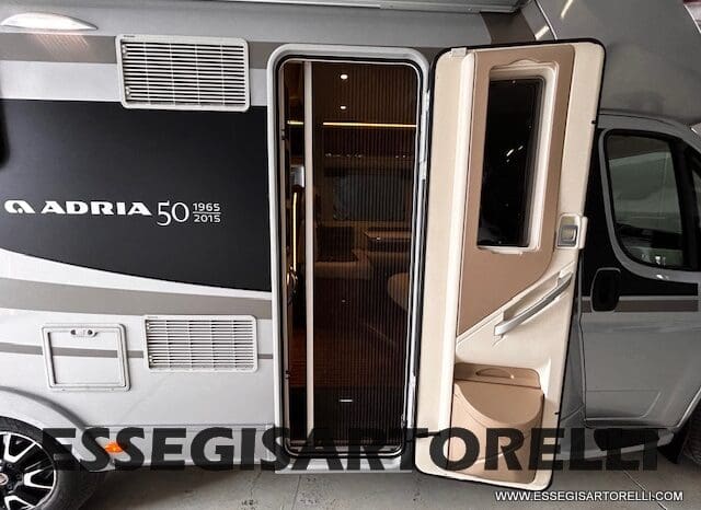 ADRIA MATRIX 50° SILVER COLLECTION M 670 SL GEMELLI GARAGE E BASCULANTE 2016 UNIPRO. 150 POWER GANCIO TRAINO pieno