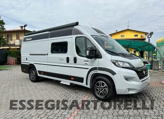 CHAUSSON PREMIUM V 690 AUTOMATICO 2023 POWER UNIPROPR. VAN 636 DOPPIO CLIMA FULL KM 6.108 pieno