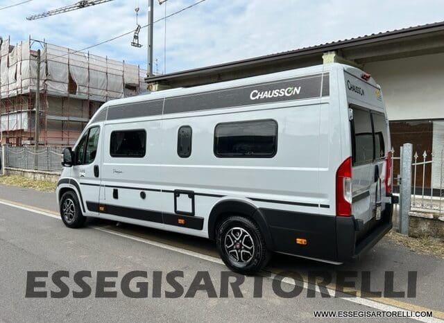 CHAUSSON PREMIUM V 690 AUTOMATICO 2023 POWER UNIPROPR. VAN 636 DOPPIO CLIMA FULL KM 6.108 pieno