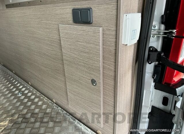 CHAUSSON PREMIUM V 690 AUTOMATICO 2023 POWER UNIPROPR. VAN 636 DOPPIO CLIMA FULL KM 6.108 pieno