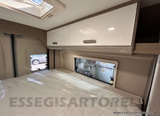 CHAUSSON PREMIUM V 690 AUTOMATICO 2023 POWER UNIPROPR. VAN 636 DOPPIO CLIMA FULL KM 6.108 pieno