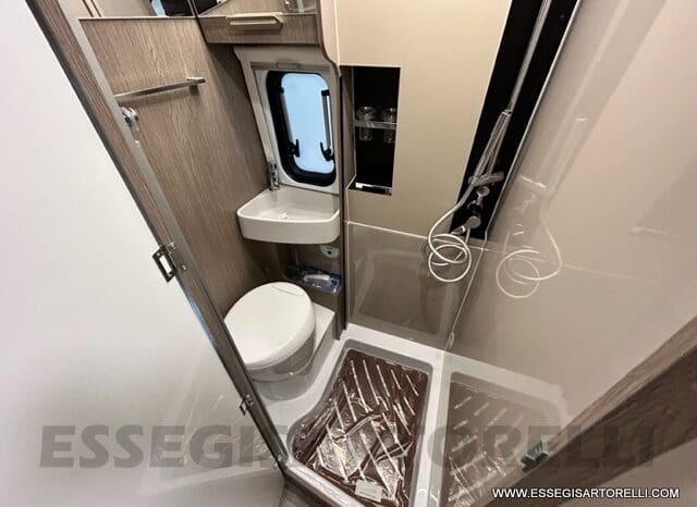 CHAUSSON PREMIUM V 690 AUTOMATICO 2023 POWER UNIPROPR. VAN 636 DOPPIO CLIMA FULL KM 6.108 pieno