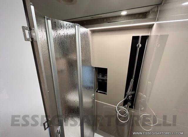 CHAUSSON PREMIUM V 690 AUTOMATICO 2023 POWER UNIPROPR. VAN 636 DOPPIO CLIMA FULL KM 6.108 pieno