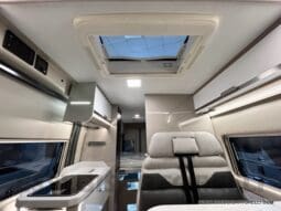 CHAUSSON PREMIUM V 690 AUTOMATICO 2023 POWER UNIPROPR. VAN 636 DOPPIO CLIMA FULL KM 6.108 pieno