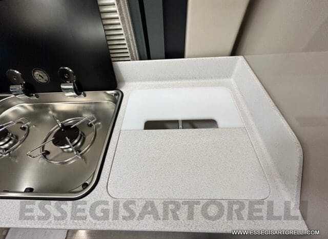 CHAUSSON PREMIUM V 690 AUTOMATICO 2023 POWER UNIPROPR. VAN 636 DOPPIO CLIMA FULL KM 6.108 pieno