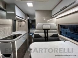 CHAUSSON PREMIUM V 690 AUTOMATICO 2023 POWER UNIPROPR. VAN 636 DOPPIO CLIMA FULL KM 6.108 pieno