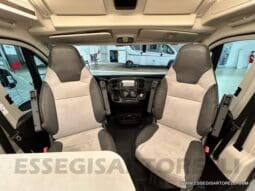 CHAUSSON PREMIUM V 690 AUTOMATICO 2023 POWER UNIPROPR. VAN 636 DOPPIO CLIMA FULL KM 6.108 pieno