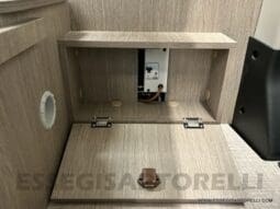 CHAUSSON PREMIUM V 690 AUTOMATICO 2023 POWER UNIPROPR. VAN 636 DOPPIO CLIMA FULL KM 6.108 pieno
