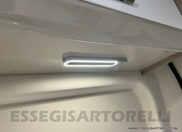 CHAUSSON PREMIUM V 690 AUTOMATICO 2023 POWER UNIPROPR. VAN 636 DOPPIO CLIMA FULL KM 6.108 pieno