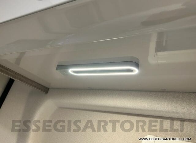 CHAUSSON PREMIUM V 690 AUTOMATICO 2023 POWER UNIPROPR. VAN 636 DOPPIO CLIMA FULL KM 6.108 pieno