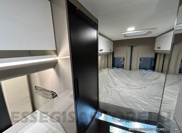 CHAUSSON PREMIUM V 690 AUTOMATICO 2023 POWER UNIPROPR. VAN 636 DOPPIO CLIMA FULL KM 6.108 pieno