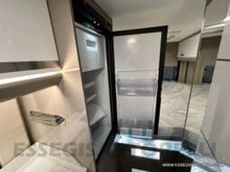 CHAUSSON PREMIUM V 690 AUTOMATICO 2023 POWER UNIPROPR. VAN 636 DOPPIO CLIMA FULL KM 6.108 pieno