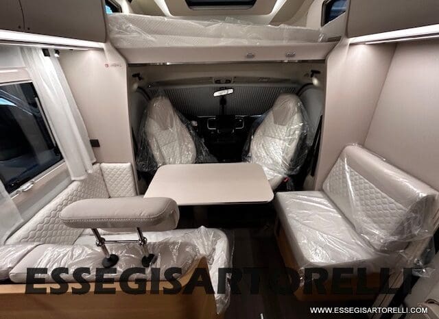 ADRIA 60° NEW CORAL XL A 660 SL GAMMA 2025 LETTI GEMELLI NEW DUCATO MY 25 UCONNECT pieno