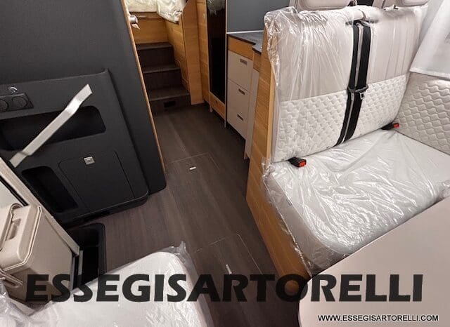 ADRIA 60° NEW CORAL XL A 660 SL GAMMA 2025 LETTI GEMELLI NEW DUCATO MY 25 UCONNECT pieno