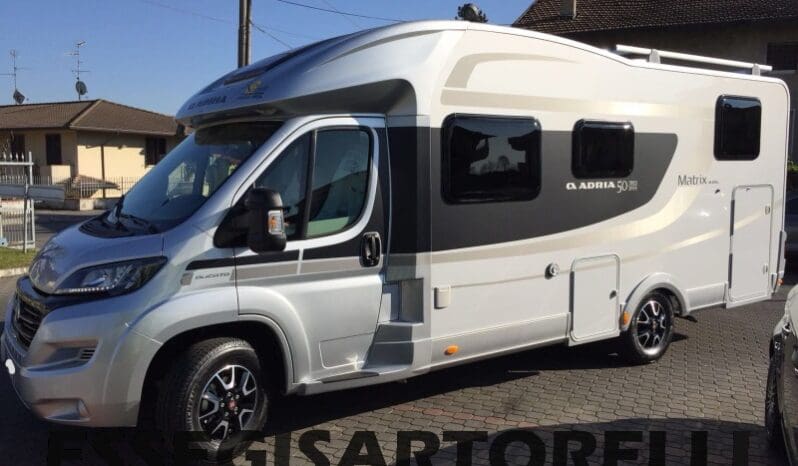 ADRIA MATRIX 50° SILVER COLLECTION M 670 SL GEMELLI GARAGE E BASCULANTE 2016 UNIPRO. 150 POWER pieno