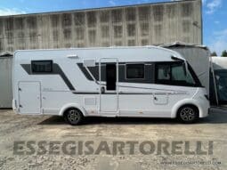 ADRIA SONIC PLUS 700 DL GARAGE 140 cv letti gemelli GAMMA 2025 FACE TO FACE AUTOMATICO pieno