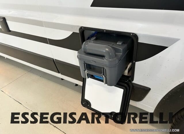 ADRIA TWIN SPORTS 640 SGX POPUP 180 CV POWER AUTOMATICO STRAFULL 2024 KM 8.103 pieno