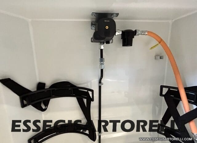 ADRIA TWIN SPORTS 640 SGX POPUP 180 CV POWER AUTOMATICO STRAFULL 2024 KM 8.103 pieno