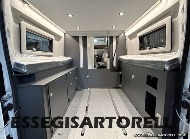 ADRIA TWIN SPORTS 640 SGX POPUP 180 CV POWER AUTOMATICO STRAFULL 2024 KM 8.103 pieno
