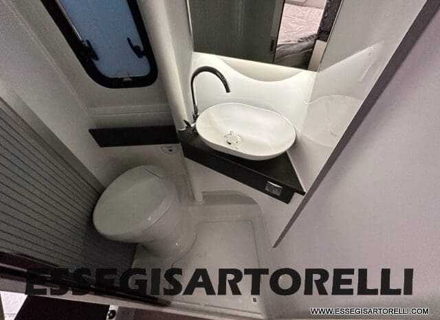 ADRIA TWIN SPORTS 640 SGX POPUP 180 CV POWER AUTOMATICO STRAFULL 2024 KM 8.103 pieno