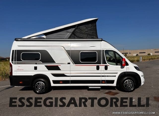 ADRIA TWIN SPORTS 640 SGX POPUP 180 CV POWER AUTOMATICO STRAFULL 2024 KM 8.103 pieno