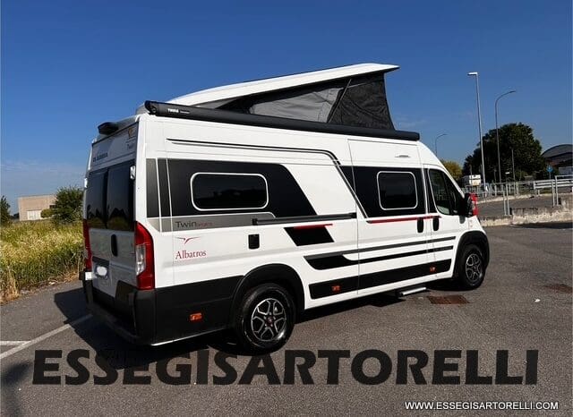 ADRIA TWIN SPORTS 640 SGX POPUP 180 CV POWER AUTOMATICO STRAFULL 2024 KM 8.103 pieno