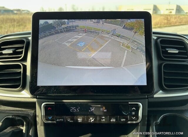 ADRIA SONIC PLUS 700 DL GARAGE 140 cv letti gemelli GAMMA 2025 FACE TO FACE AUTOMATICO pieno