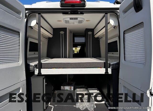 ADRIA TWIN SPORTS 640 SGX POPUP 180 CV POWER AUTOMATICO STRAFULL 2024 KM 8.103 pieno